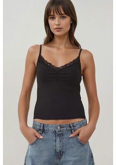 Hiccup Dantel Şeritli Örme Askılı Slim Fit Üst Siyah