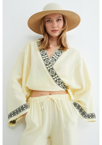 Fullamoda Yakası Ve Kolu Nakışlı Bağlamalı Kimono Sarı