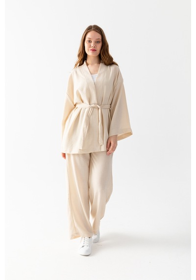 Zen Elegance Kadın Kimono Takım - Geniş Paça Keten Dokulu Alt Üst Yazlık Kadın Takım Bej Zen Elegance Kadın Kimono Takım - Geniş Paça Keten Dokulu Alt Üst Yazlık Kadın Takım Bej