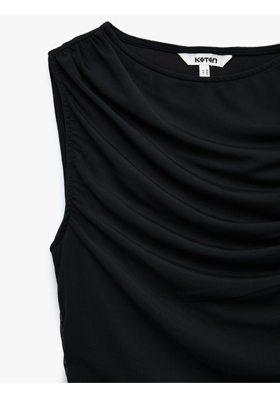 Koton Skinny Fit Bisiklet Yaka Drapeli Kolsuz Tül Bluz Siyah 6sak10413ek