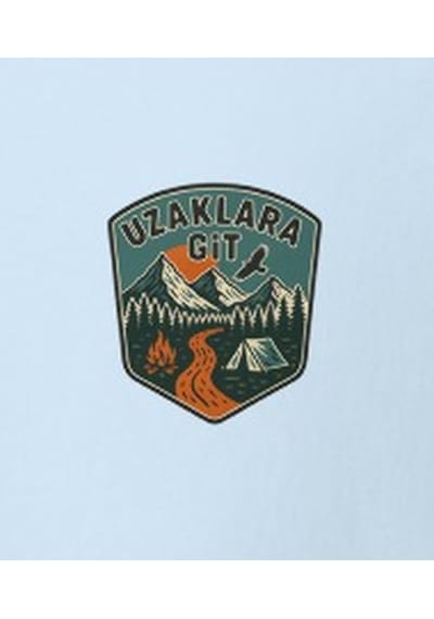 Wildstyle Uzaklara Git Renkli Vintage Dağ Doğa Macera Rozet Baskılı Unisex Bisiklet Yaka Pamuklu Tişört Bebek Mavisi