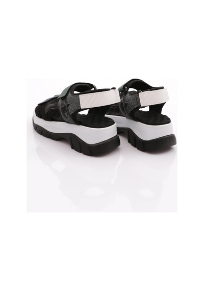 Dgn 4740-22y Kadin Kalin Taban Cirtli Sandalet 4740-2027-R4506 Siyah