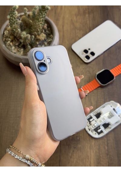 Apple iPhone 16 Uyumlu Süper İnce Mat Ultra Thin Silikon Kılıf Buzlu Beyaz