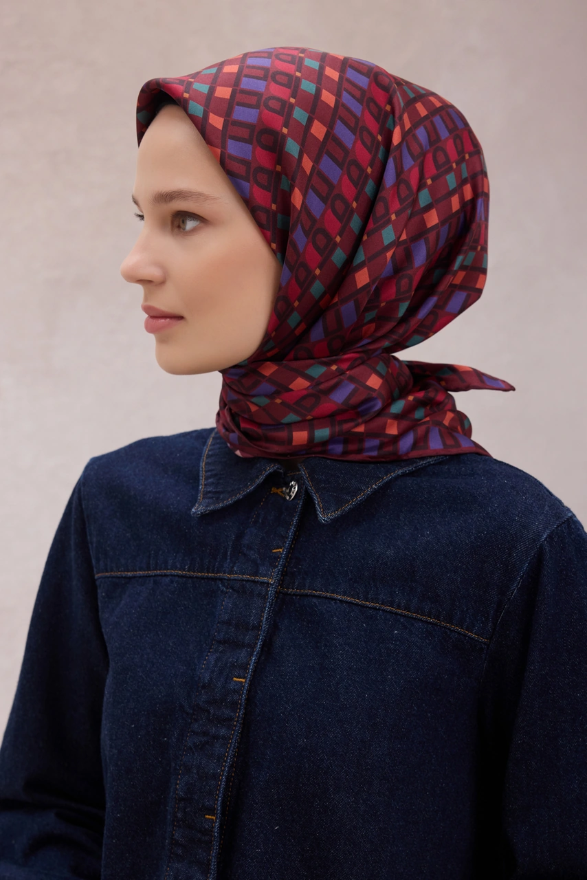 BELLİ Logo Desen Saf İpek Twill Eşarp 4223d01 Bordo