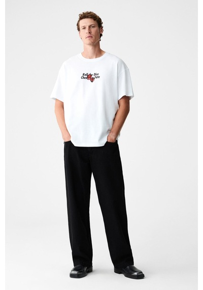Grımelange Dados Erkek Göğüs Ve Sırt Baskılı %100 Organik Pamuklu Bisiklet Yakalı Beyaz T-shirt Beyaz Grımelange Dados Erkek Göğüs Ve Sırt Baskılı %100 Organik Pamuklu Bisiklet Yakalı Beyaz T-shirt Beyaz