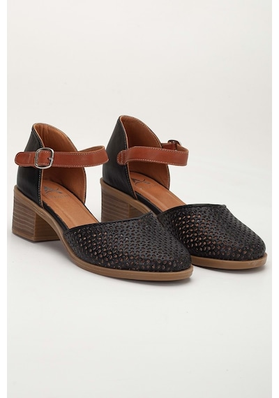Analin Shoes Kadın Hakiki Deri Burnu Kapalı Delikli Sandalet Siyah