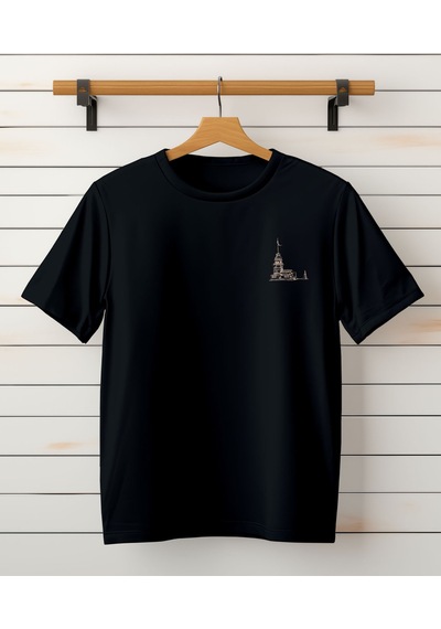 Aselinda Kız Kulesi Baskılı Bisiklet Yaka Beyaz T-shirt-göğüs Baskılı Tişört Siyah