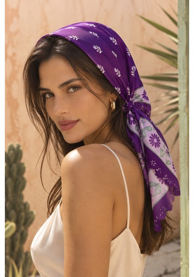 Tarzını Seç Mor Papatya Çerçeve Desenli Dantel Oya Kesim Fular / Bandana 70 X 70 Cm