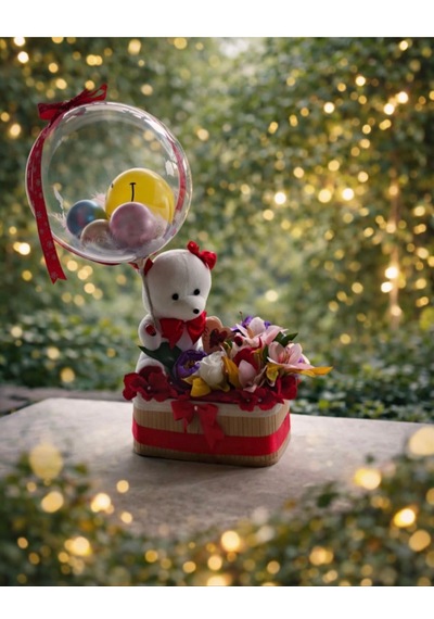 Çiçek Sepetli Balon Tutan Peluş Ayıcık -