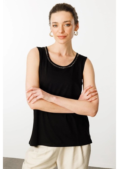 Desen Triko Kadın Sıfır Yaka Yakası Taşlı Askılı T-shirt 25755 Siyah Siyah