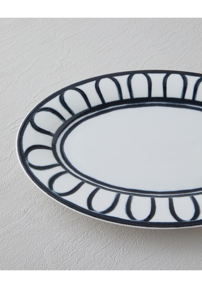 English Home Monarch Porselen Kayık Tabak 30 Cm Siyah - Beyaz Siyah - Beyaz