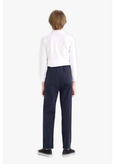 Defacto Erkek Çocuk Okula Dönüş Regular Fit Düz Paça Gabardin Pantolon U3254a625aunv253 Lacivert Defacto Erkek Çocuk Okula Dönüş Regular Fit Düz Paça Gabardin Pantolon U3254a625aunv253 Lacivert