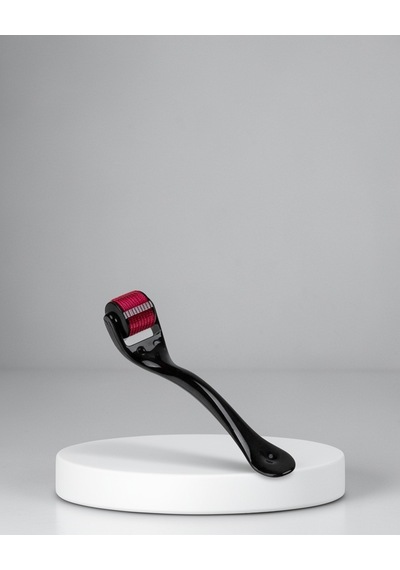Derma Roller Titanyum İğneli Cilt Yenileyici Akne Kırışıklık Karşıtı
