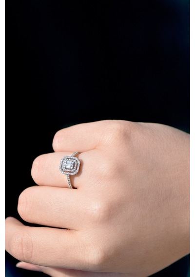 0.40 Ct Çift Sıra Baget Kare Tektaş Yüzük