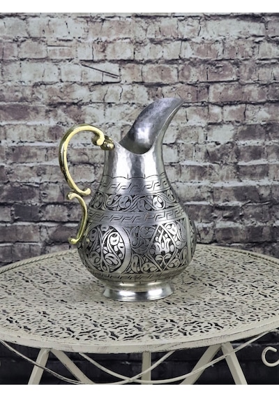 Keski İşlemeli Kalaylı Bakır Sürahi