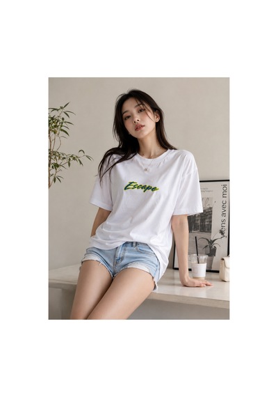 Me Selection Escape Tasarım %100 Pamuk Unisex Basic Tişört Beyaz