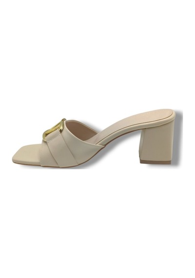 Ceylan Shoes 225-26 Cilt V Tokalı Kalın Topuk Kadın Terlik Bej