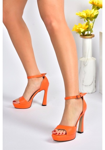 Fox Shoes Turuncu Platform Kalın Topuklu Kadın Ayakkabı K40458010 Fox Shoes Turuncu Platform Kalın Topuklu Kadın Ayakkabı K40458010