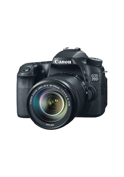 Canon EOS 70D 18-135 MM IS STM DSLR Fotoğraf Makinesi