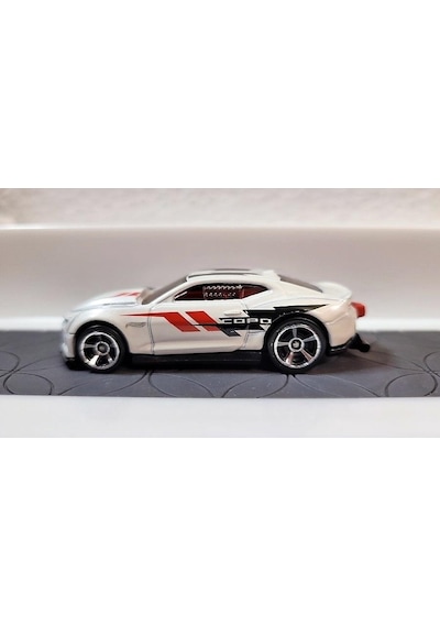 Hot Wheels Tekli Arabalar 18 Copo Camaro Ss HKH28