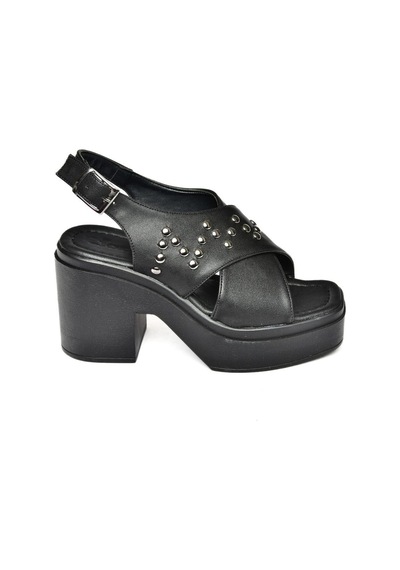 Fox Shoes S996121009 Siyah Kalın Topuklu Kadın Sandalet Siyah