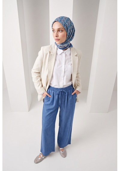 Armine Trend Doğal Kumaş Beli Lastikli Yandan Cepli Rahat Kalıp Bol Paça Pantolon İndigo 26yt208 Armine Trend Doğal Kumaş Beli Lastikli Yandan Cepli Rahat Kalıp Bol Paça Pantolon İndigo 26yt208