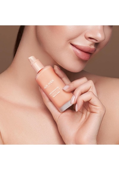Kırışıklık Karşıtı Nemlendirici Spf30 Parlak Bitişli Fondöten Care Enhancer 811 Soft Amber Çok Renkli