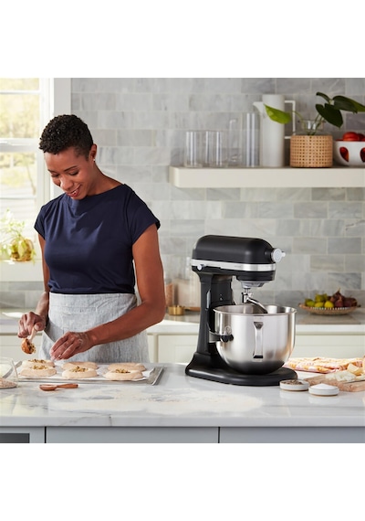 Kitchenaid Artisan 5KSM70SHX 6.6 L Kaldırılabilir Kaseli Stand Mikser