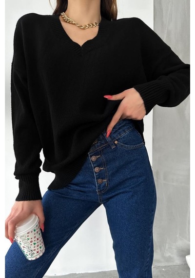 Femelle Kadın Siyah V Yaka Standart Beden Oversize Basic Triko Kazak