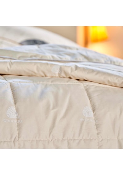 Linens Wooly Yün Çift Kişilik Yorgan Beyaz