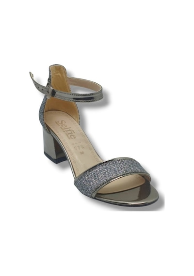 Selfie 4270-26 Simli Rugan Tek Bant Orta Topuk Fashion Kadın Sandalet 5,5cm Platin