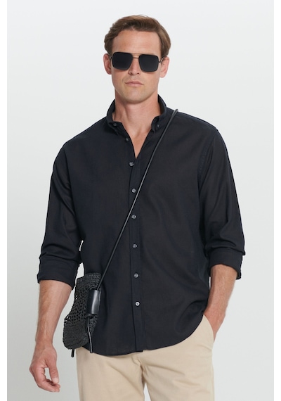AC&Co / Altınyıldız Classics Erkek Sıyah Comfort Fit Rahat Kesim Düğmeli Yaka Keten Gömlek - Siyah AC&Co / Altınyıldız Classics Erkek Sıyah Comfort Fit Rahat Kesim Düğmeli Yaka Keten Gömlek - Siyah