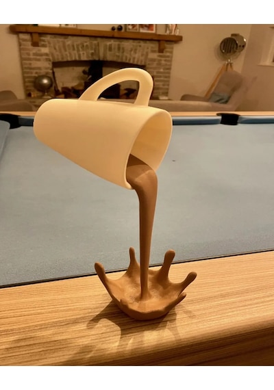 Dekoratif Dökülen Kahve Figürü , Sıcak Çikolata Figür , İçecek Köşesi Biblosu 28 X 10 Cm