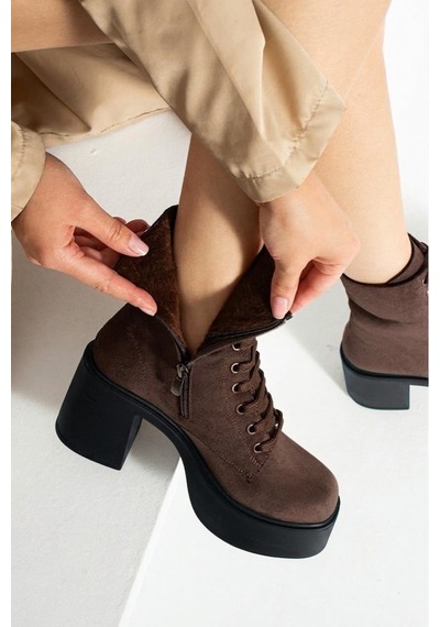Dabab Shoes Melvıan Kadın Acı Kahve Lüks Süet Bağcıklı Fermuarlı İçi Kürklü 8 Cm Kalın Topuklu 3 Cm Platform Bot Bootie Acı Kahverengi Dabab Shoes Melvıan Kadın Acı Kahve Lüks Süet Bağcıklı Fermuarlı İçi Kürklü 8 Cm Kalın Topuklu 3 Cm Platform Bot Bootie Acı Kahverengi