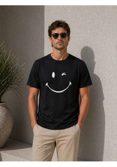 Novalisse Erkek Minimal Gülümseyen Yüz Baskılı Tişört Kısa Kol Yazlık T-shirt - Siyah Çoklu Renk