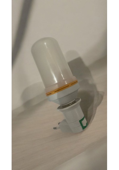 Prize Tak Çalıştır 3 Işık Modlu, Alev Efektli, 5 Watt, E27 Duy Led Ampul, Led Ampul Ve Fişli Duy