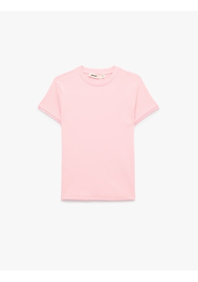 Koton Ribanalı Pamuklu Slim Fit Bisiklet Yaka Kısa Kollu Dantel Detaylı Tişört Pembe 6sak50506ek Gül Koton Ribanalı Pamuklu Slim Fit Bisiklet Yaka Kısa Kollu Dantel Detaylı Tişört Pembe 6sak50506ek Gül