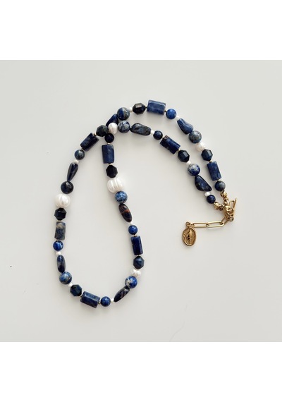 Lapis Lazuli İnci Zarafeti Doğaltaş Kolye Çok Renkli