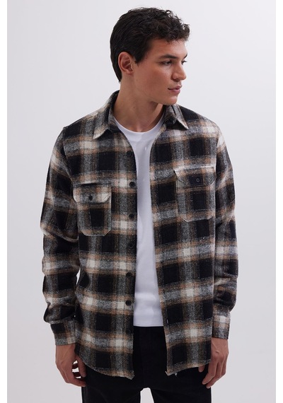 Tudors Erkek Slim Fit Dar Kesim Çift Cepli Kapaklı Spor Yaka Kareli Oduncu Gömlek-41805 Çok Renkli Tudors Erkek Slim Fit Dar Kesim Çift Cepli Kapaklı Spor Yaka Kareli Oduncu Gömlek-41805 Çok Renkli