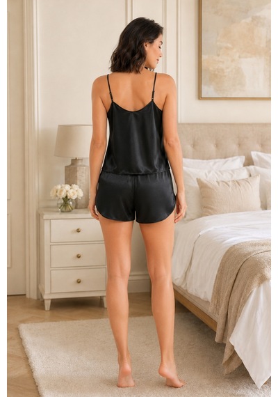 Loule Kadın Siyah Sade Saten İnce Askılı Şortlu Pijama Takımı