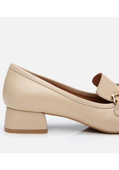 Hotiç Kadın Deri Bej Tokalı Kalın Topuklu Klasik Loafer