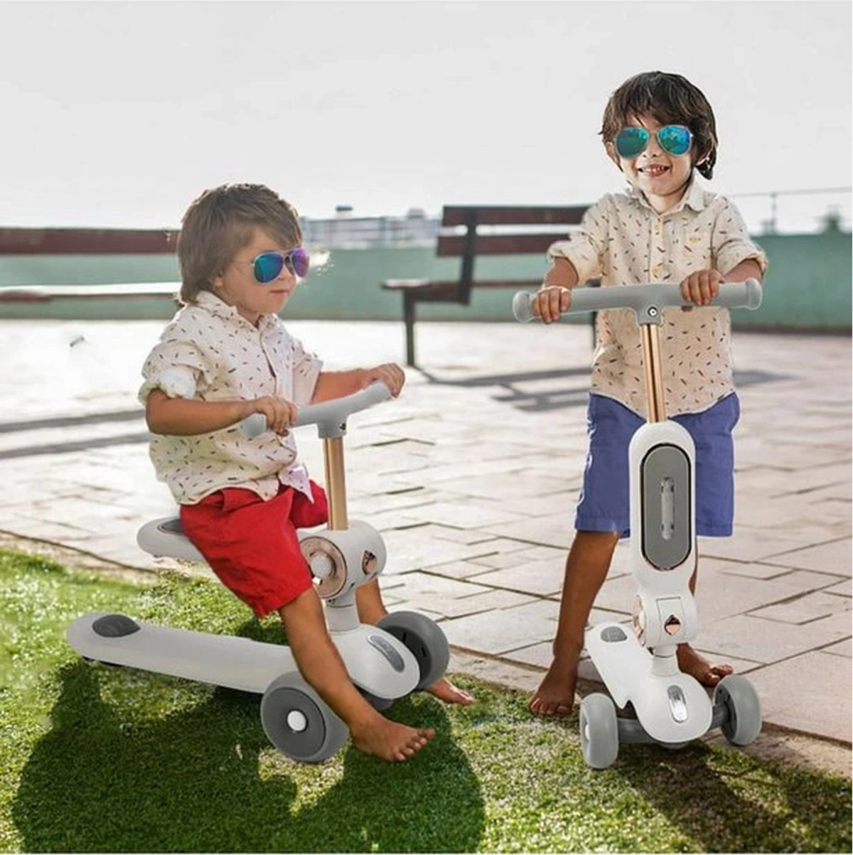 Led Işık 3 Tekerlekli Yükseklik Ayarlı Oturaklı Çocuk Scooter Beyaz Beyaz