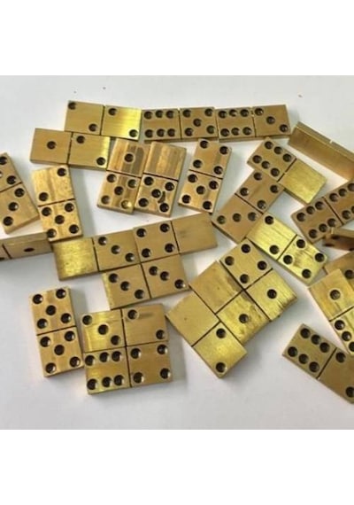 Pirinç Domino Taşı