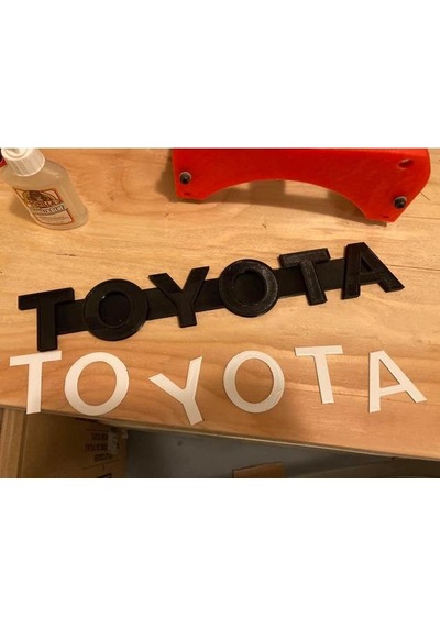 Toyota Land Cruiser Bj70 Izgara Amblemi