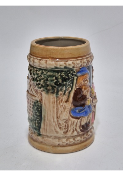 Vintage Tankart Kabartmalı İnsan Ve Doğa Tasfirli Alman Seramik Bira Bardağı 11,8cm 003