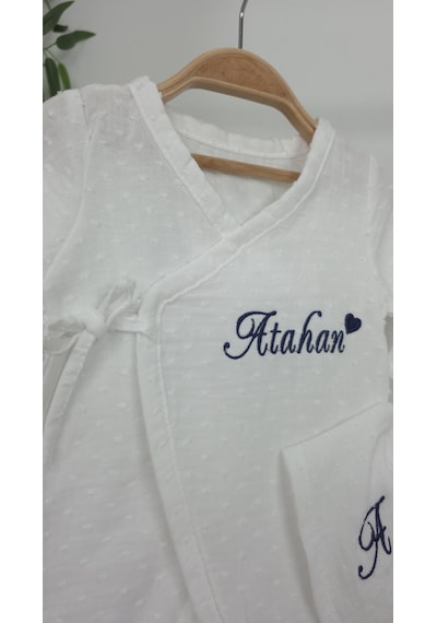 Gros Shop Müslin Yeni Doğan 2katlı Organik %100pamuk Kişiye Özgü Nakışlı Hastane Çıkış Seti Kalpli Model-2 Ekru