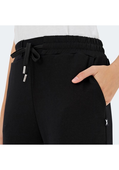 Slazenger VERSUS Kadın Cepli Bol Paça Siyah Eşofman Altı