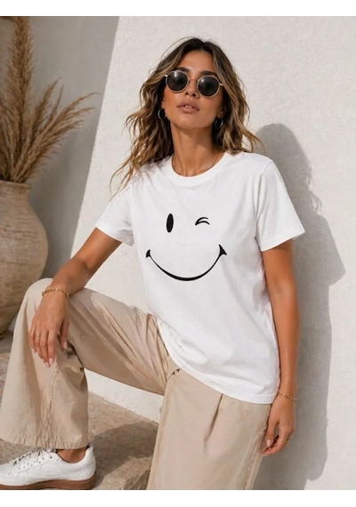 Efnaz Style Minimal Gülümseyen Yüz Baskılı Tişört Kısa Kol Yazlık T-shirt - Beyaz