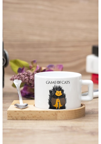 Game Of Cats Baskılı Ahşap Altlıklı Kaşıklı Kupa Beyaz