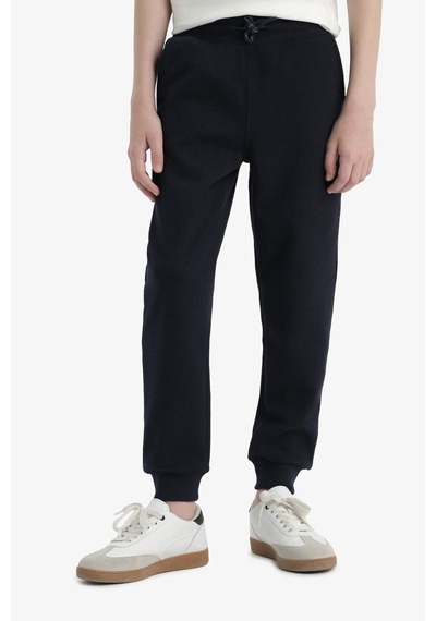 Defacto Erkek Çocuk Beli Lastikli Jogger Eşofman Altı K8846a625aunv253 Lacivert Defacto Erkek Çocuk Beli Lastikli Jogger Eşofman Altı K8846a625aunv253 Lacivert
